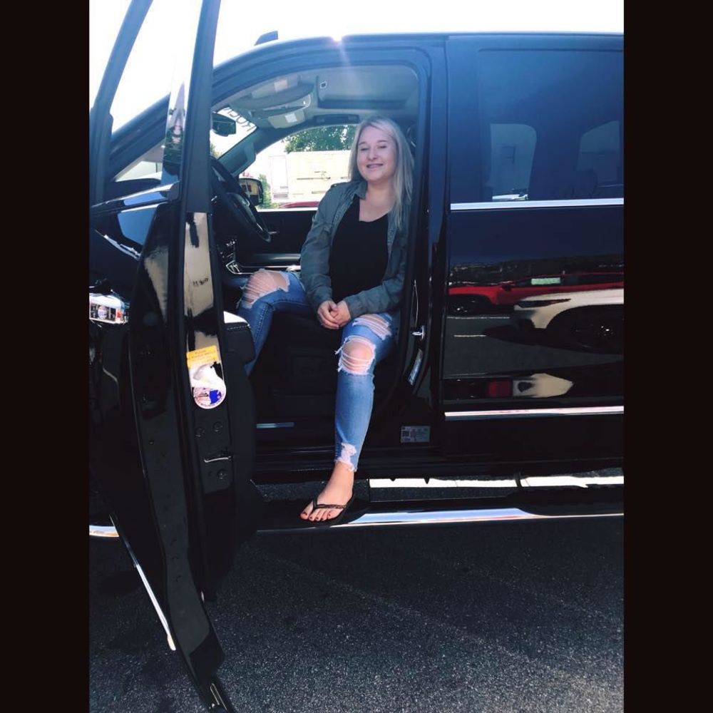 Meet your Posher, Jessica